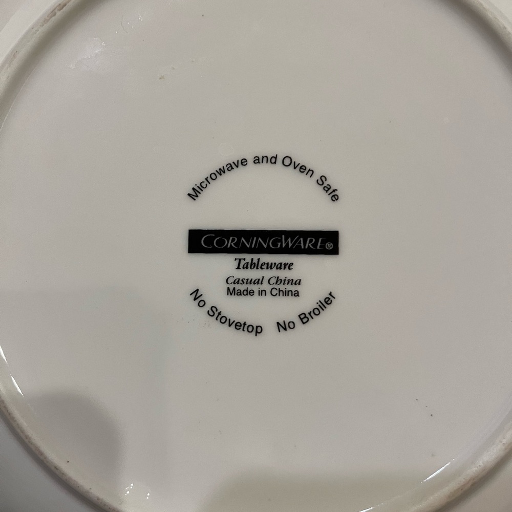 Corningware White Ceramic Tableware - Picture 2 of 2